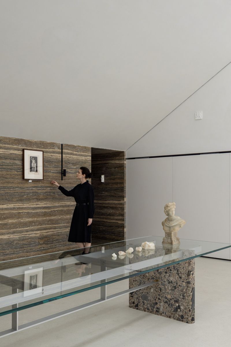 Cettiga Lighting Design Center II